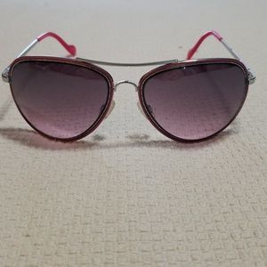 Jessica Simpson sunglasses
